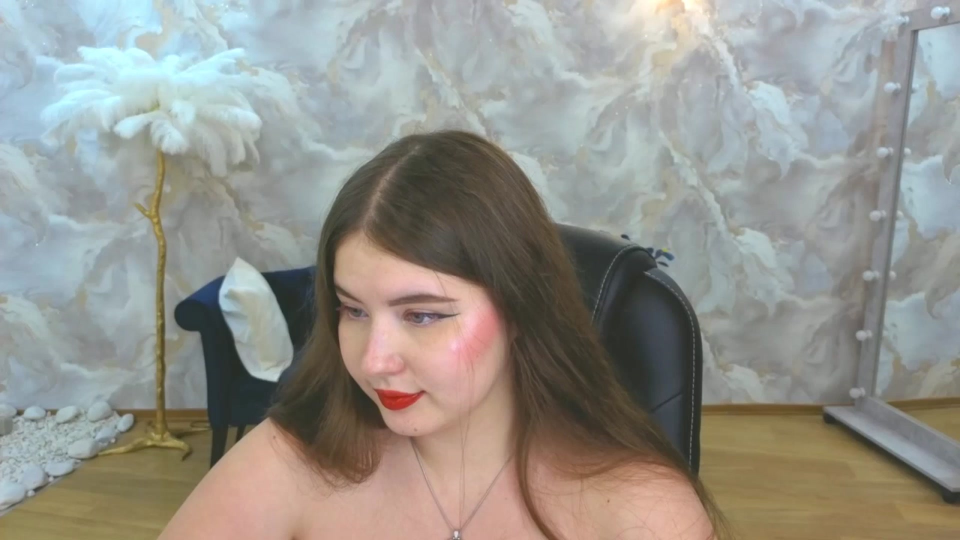 Gallery image thumbnail from AdmireMyEyes's myfreecams stream on, 09/28/2025, 23:48 image 18 of 20