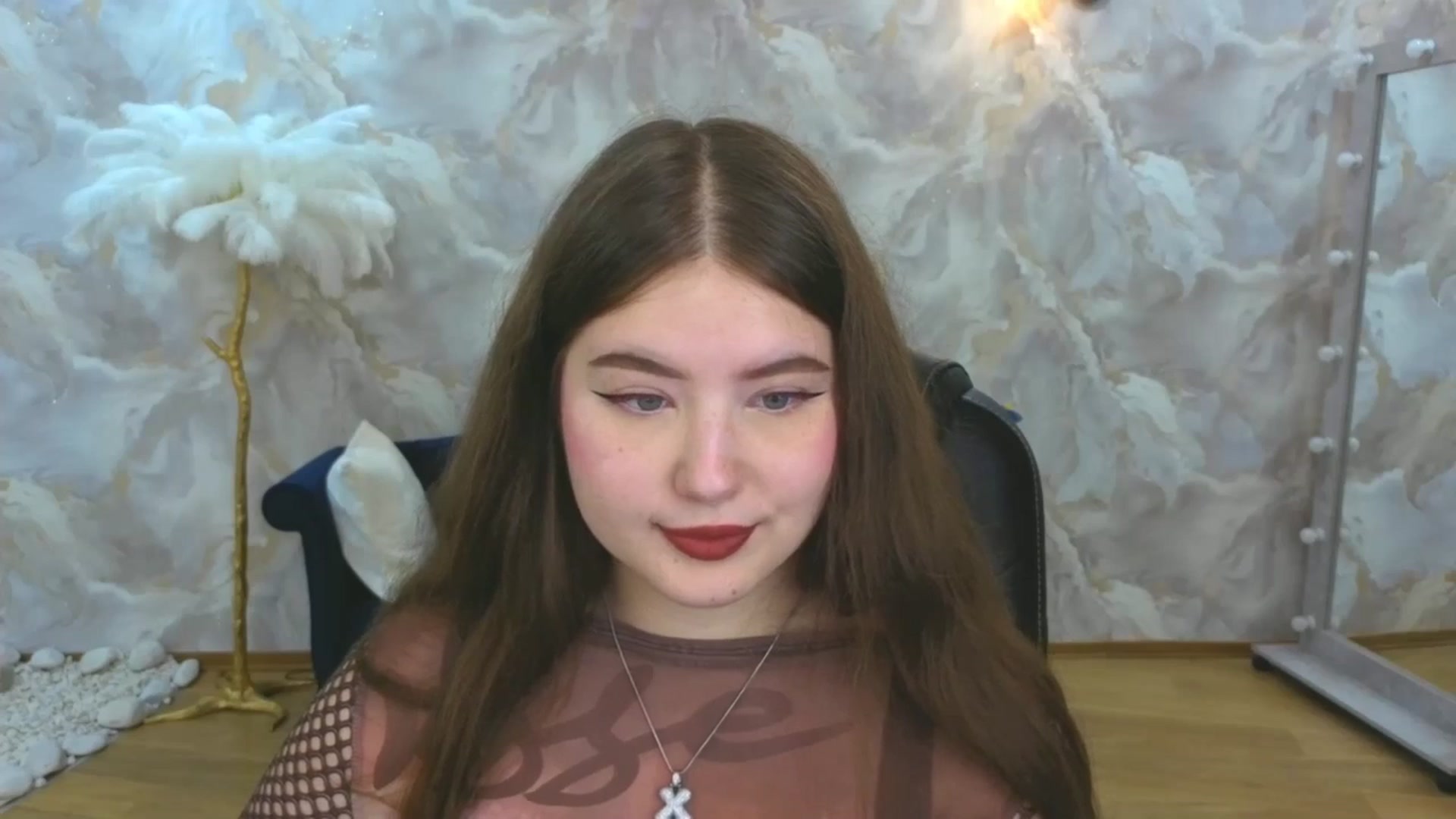 Gallery image thumbnail from AdmireMyEyes's myfreecams stream on, 09/30/2025, 19:36 image 5 of 20