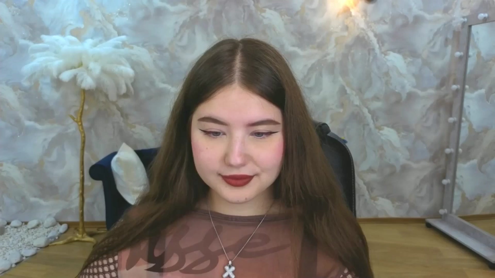 Gallery image thumbnail from AdmireMyEyes's myfreecams stream on, 09/30/2025, 19:36 image 4 of 20