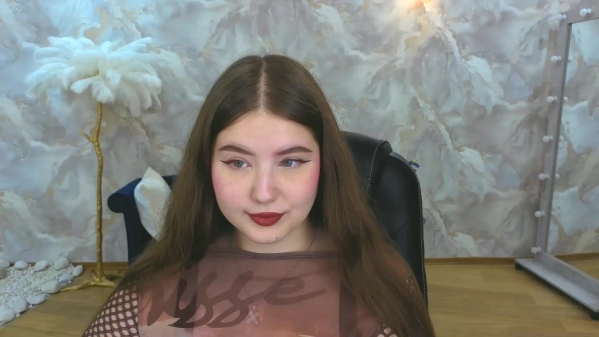 Gallery image thumbnail from AdmireMyEyes's myfreecams stream on, 09/30/2025, 19:36 image 19 of 20