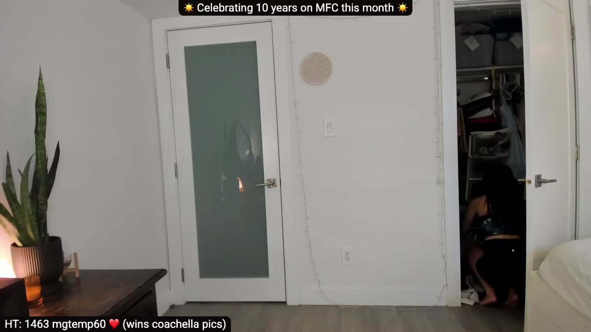 Gallery image thumbnail from Adorable10yrs's myfreecams stream on, 04/05/2025, 22:27 image 18 of 20