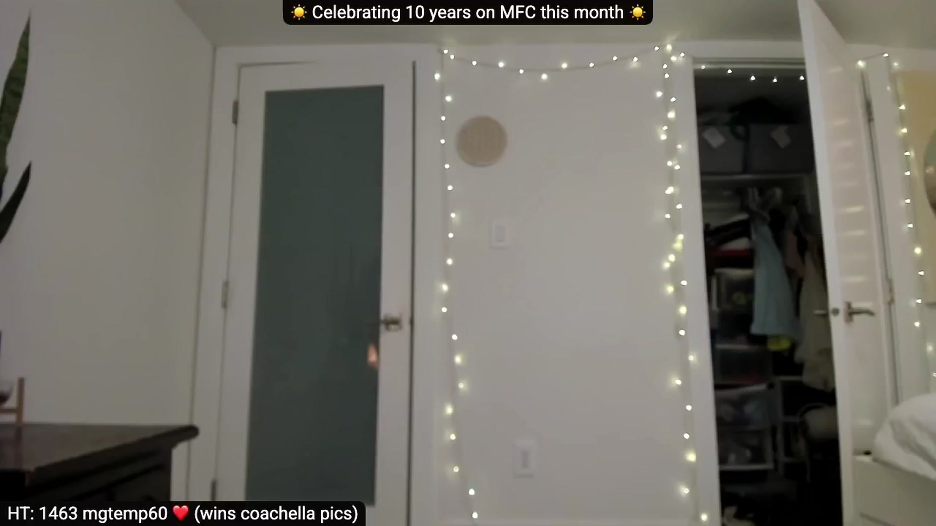 Gallery image thumbnail from Adorable10yrs's myfreecams stream on, 04/05/2025, 22:27 image 6 of 20