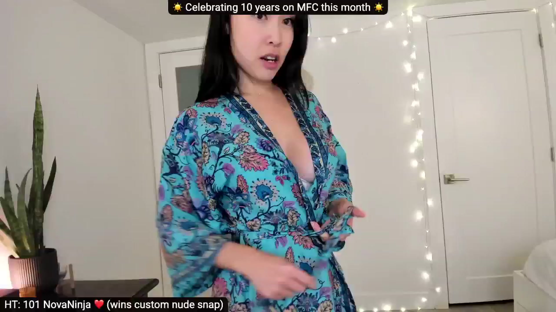 Gallery image thumbnail from Adorable10yrs's myfreecams stream on, 04/06/2025, 19:17 image 11 of 20