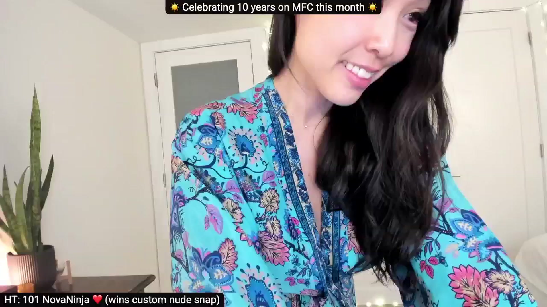 Gallery image thumbnail from Adorable10yrs's myfreecams stream on, 04/06/2025, 19:17 image 12 of 20