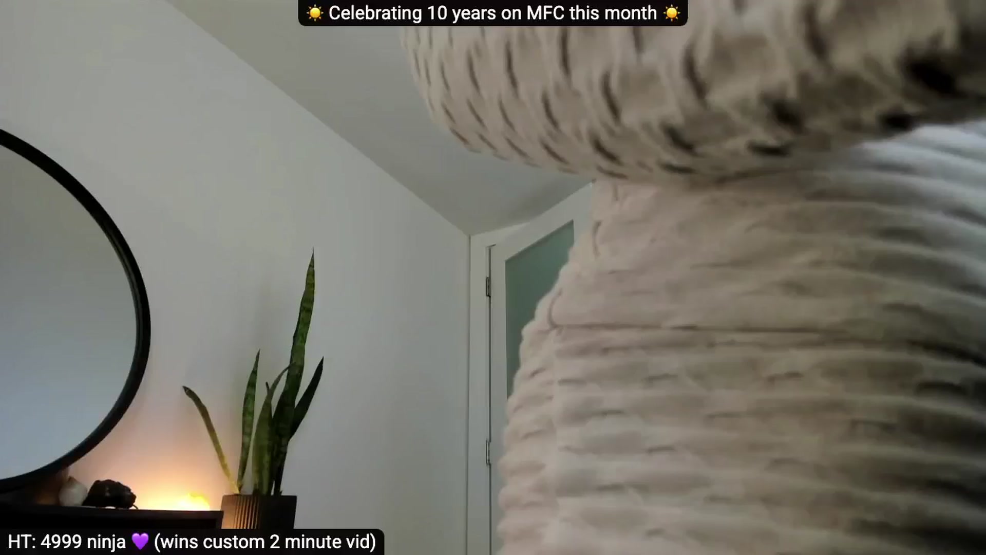 Gallery image thumbnail from Adorable10yrs's myfreecams stream on, 04/22/2025, 02:30 image 2 of 20