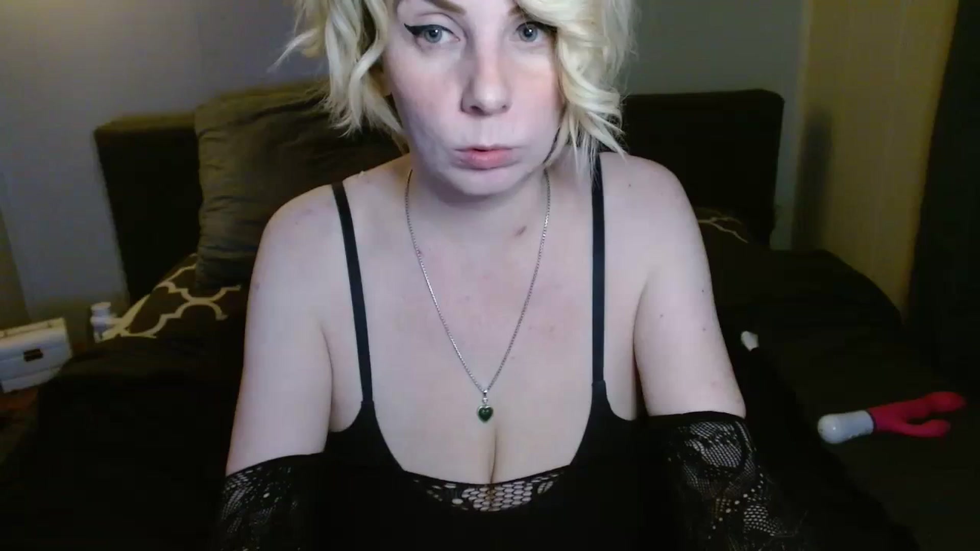 Gallery image thumbnail from AdorableCasey's myfreecams stream on, 02/16/2024, 21:07 image 11 of 20