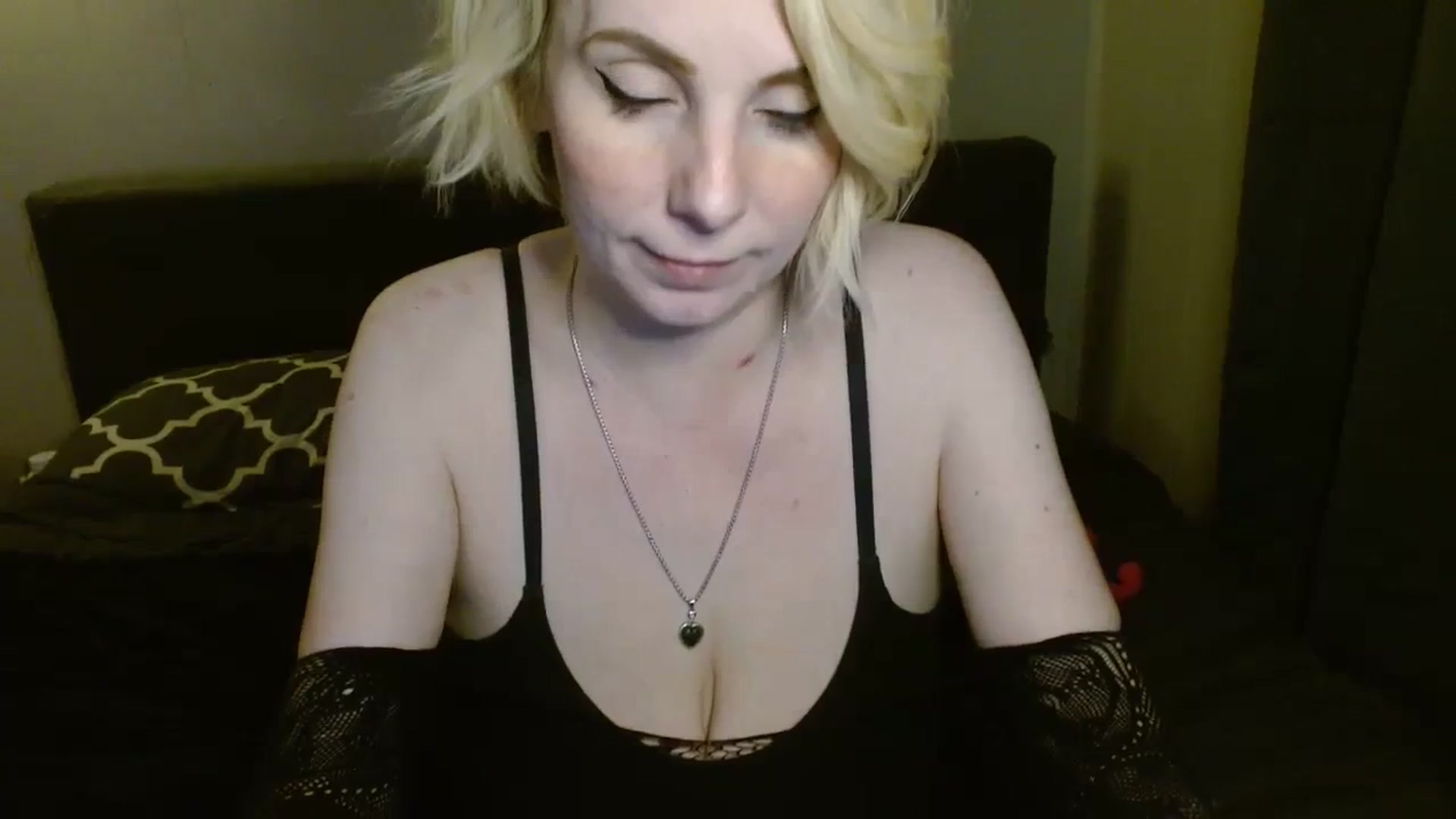 Gallery image thumbnail from AdorableCasey's myfreecams stream on, 02/17/2024, 20:26 image 18 of 20