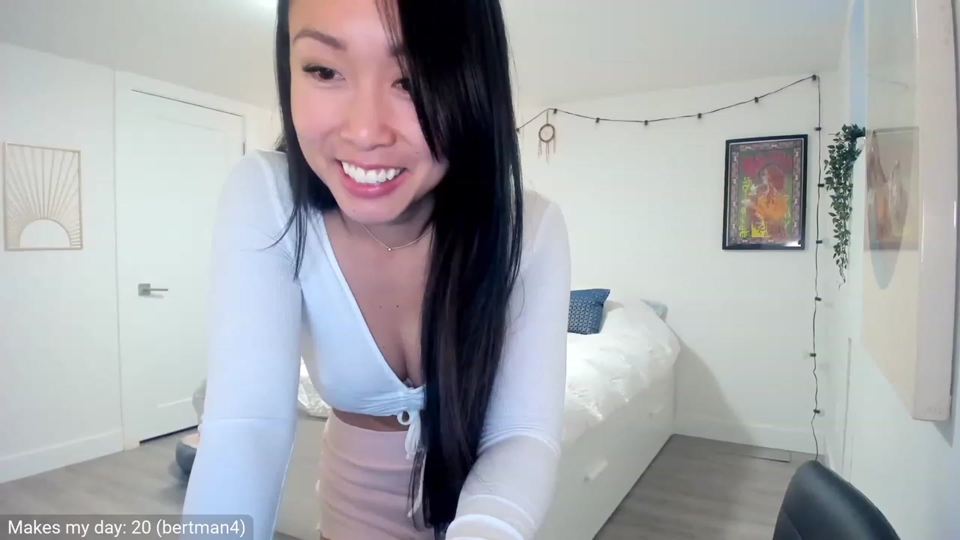 Gallery image thumbnail from AdorableDee's myfreecams stream on, 12/07/2022, 19:38 image 11 of 20