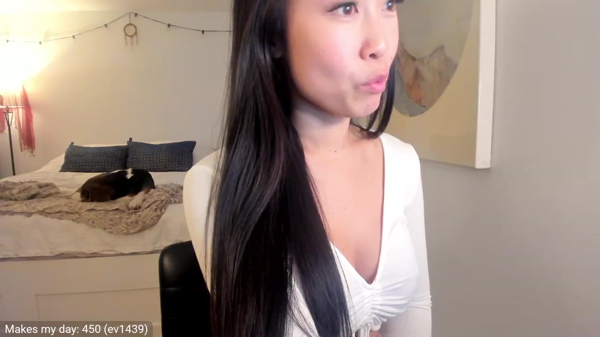Gallery image thumbnail from AdorableDee's myfreecams stream on, 12/07/2022, 20:49 image 18 of 20