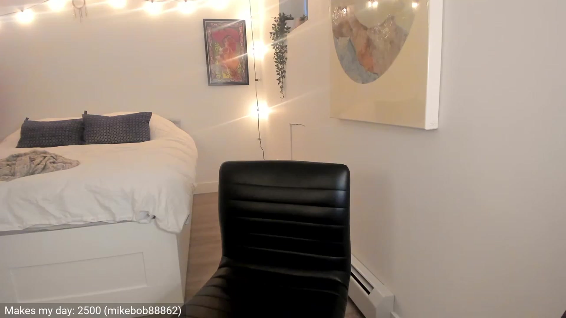 Gallery image thumbnail from AdorableDee's myfreecams stream on, 12/10/2022, 24:02 image 17 of 20