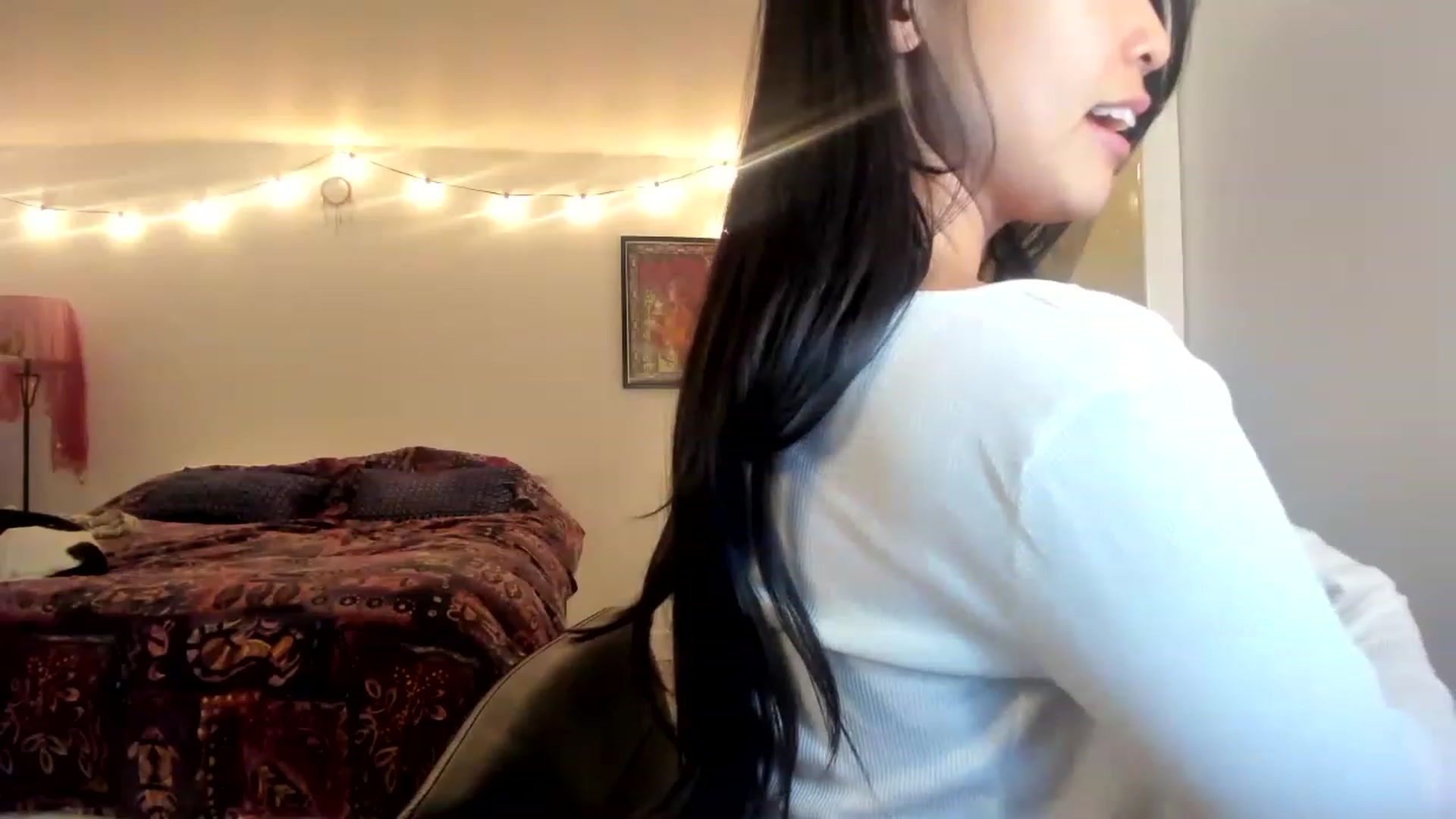 Gallery image thumbnail from AdorableDee's myfreecams stream on, 12/18/2022, 02:16 image 2 of 20