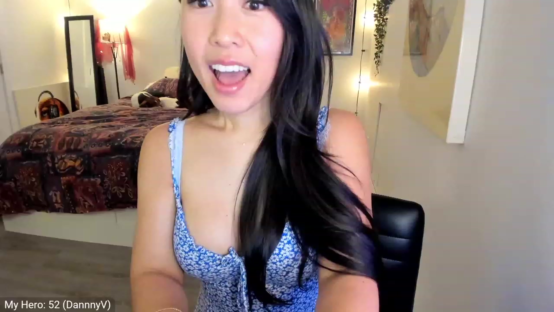 Gallery image thumbnail from AdorableDee's myfreecams stream on, 01/10/2023, 21:53 image 4 of 20