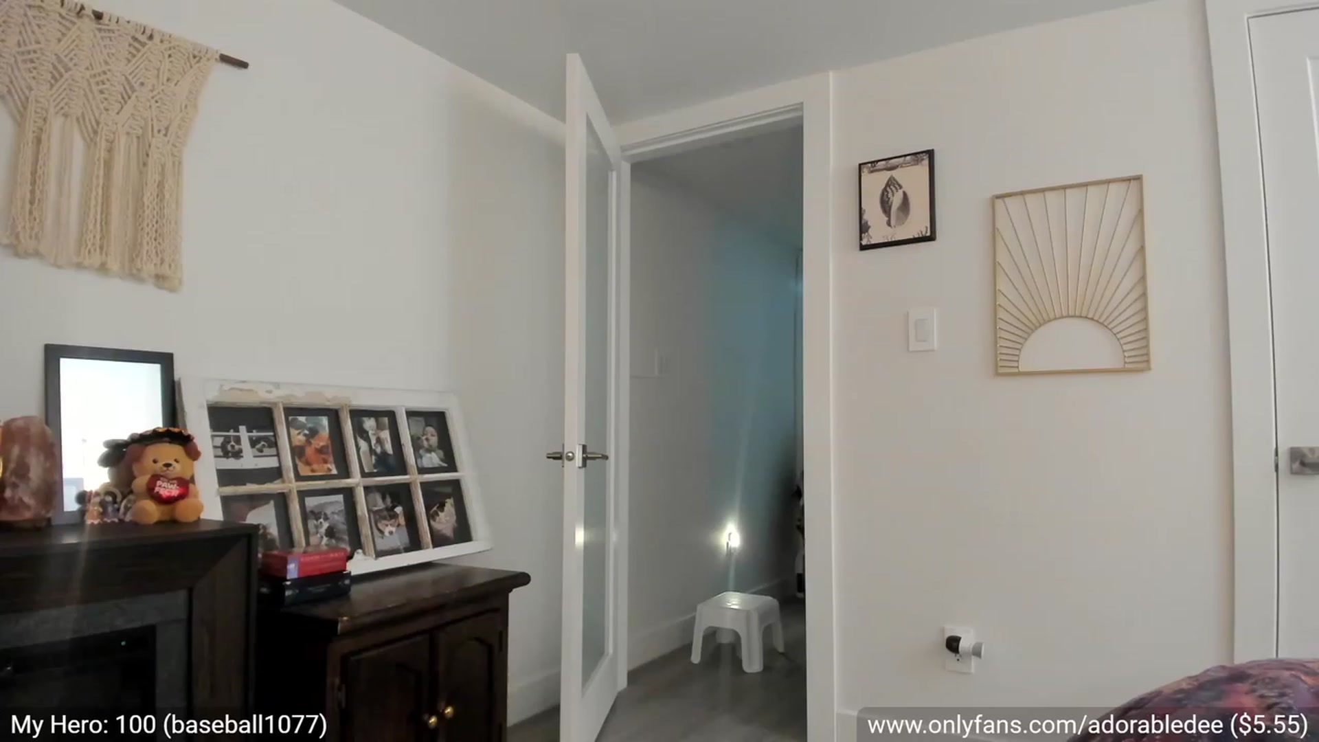 Gallery image thumbnail from AdorableDee's myfreecams stream on, 03/14/2023, 19:32 image 6 of 20