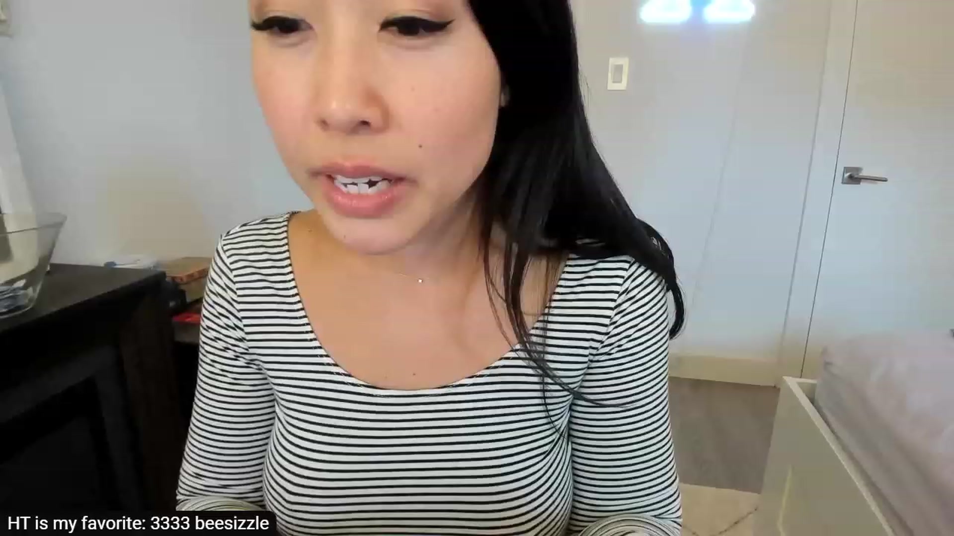 Gallery image thumbnail from AdorableDee's myfreecams stream on, 09/29/2023, 20:45 image 6 of 20