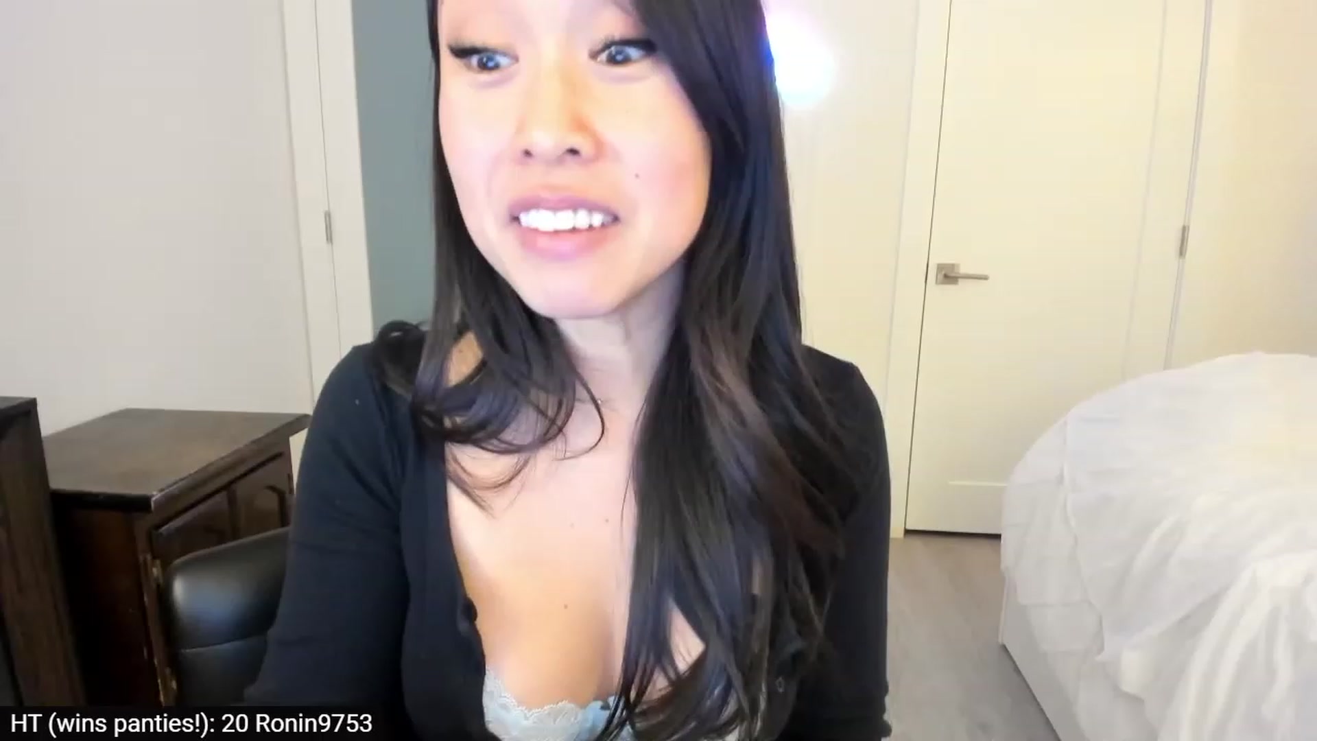 Gallery image thumbnail from AdorableDee's myfreecams stream on, 11/13/2023, 20:06 image 13 of 20
