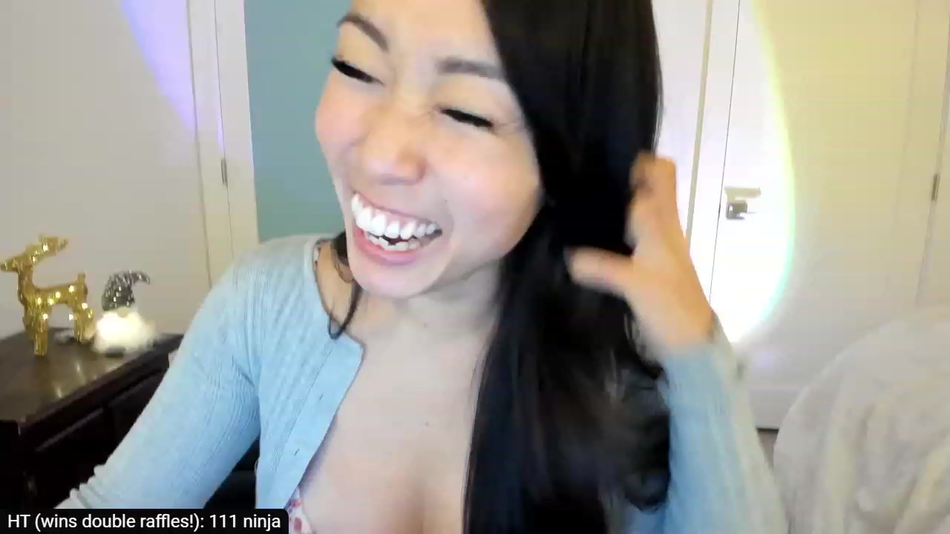 Gallery image thumbnail from AdorableDee's myfreecams stream on, 11/24/2023, 20:50 image 16 of 20