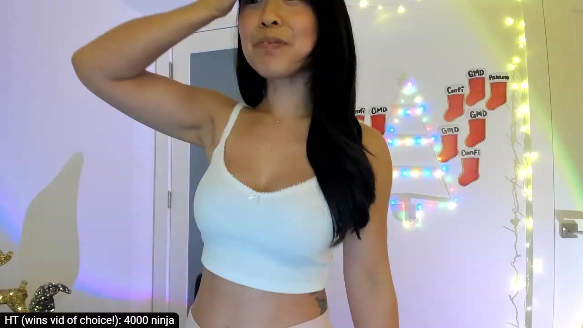 Gallery image thumbnail from AdorableDee's myfreecams stream on, 12/06/2023, 21:42 image 4 of 20