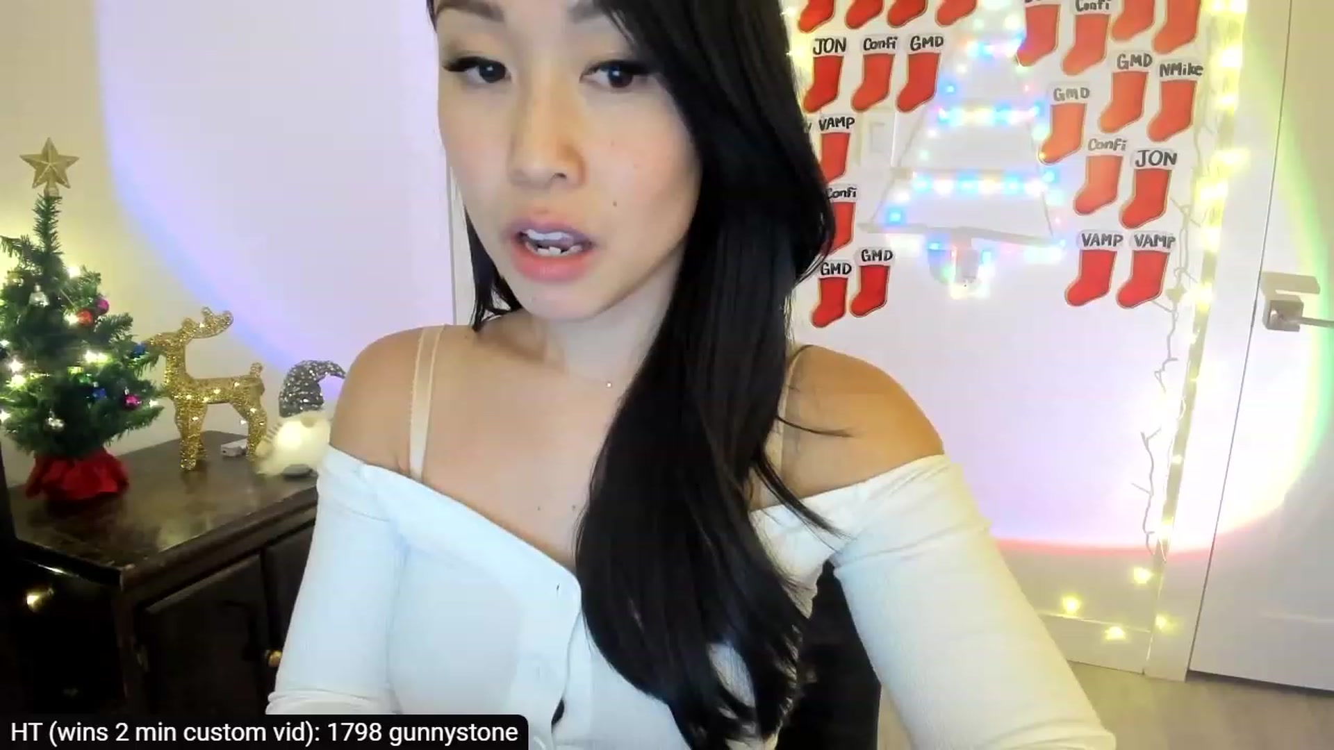 Gallery image thumbnail from AdorableDee's myfreecams stream on, 12/11/2023, 22:21 image 1 of 20
