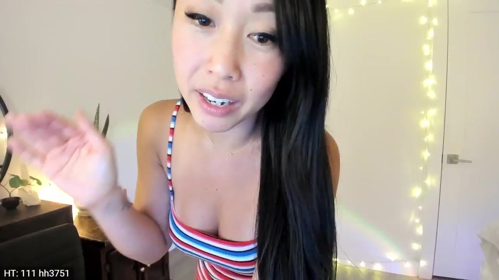 Gallery image thumbnail from AdorableDee's myfreecams stream on, 02/26/2024, 20:07 image 9 of 20