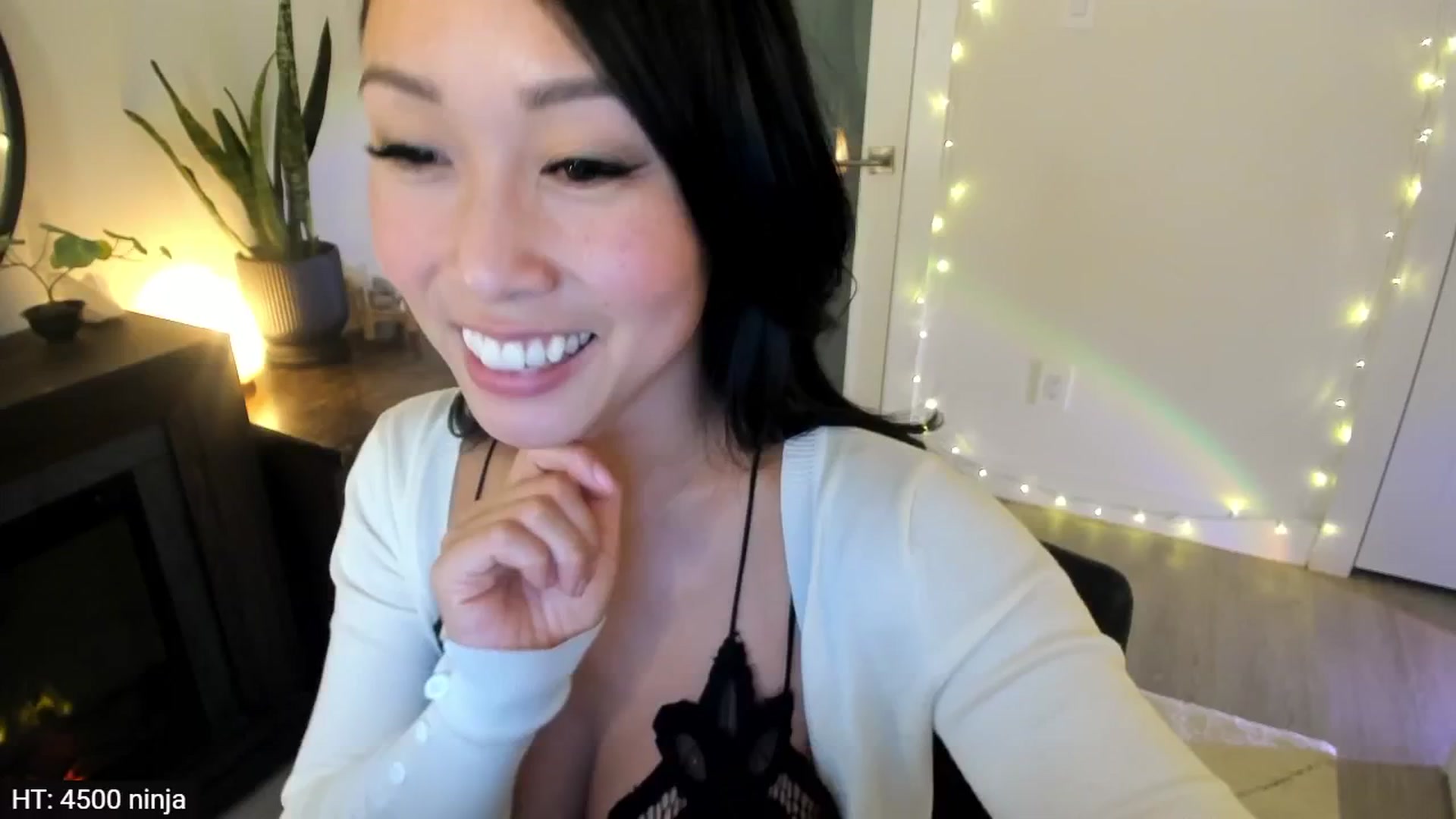 Gallery image thumbnail from AdorableDee's myfreecams stream on, 03/01/2024, 02:45 image 14 of 20