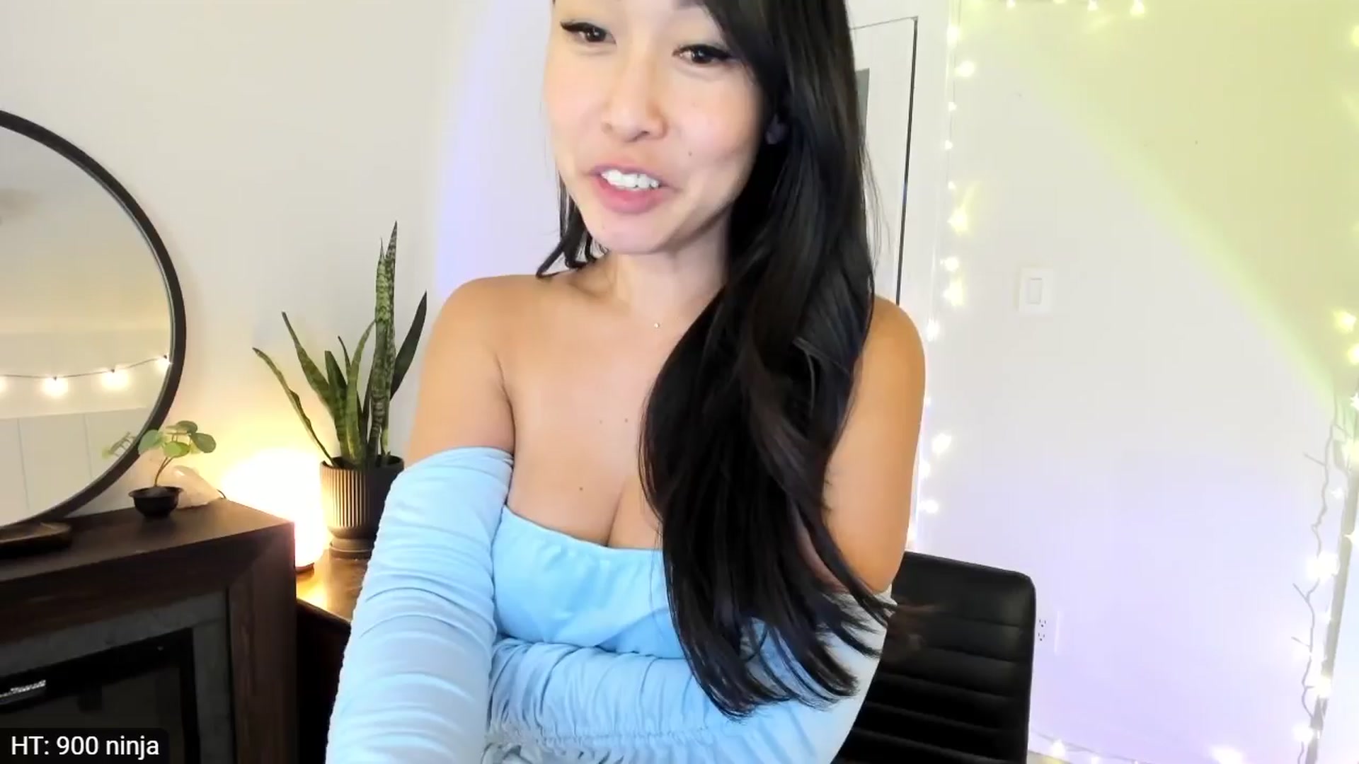 Gallery image thumbnail from AdorableDee's myfreecams stream on, 03/21/2024, 20:30 image 13 of 20