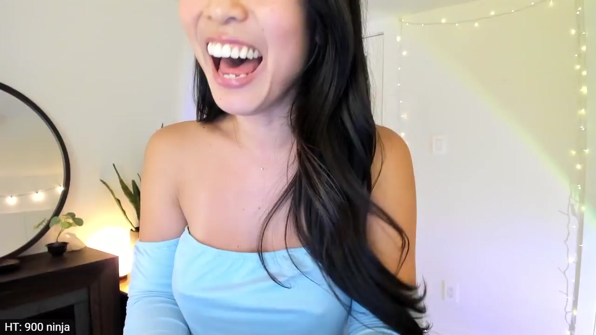 Gallery image thumbnail from AdorableDee's myfreecams stream on, 03/22/2024, 01:21 image 17 of 20