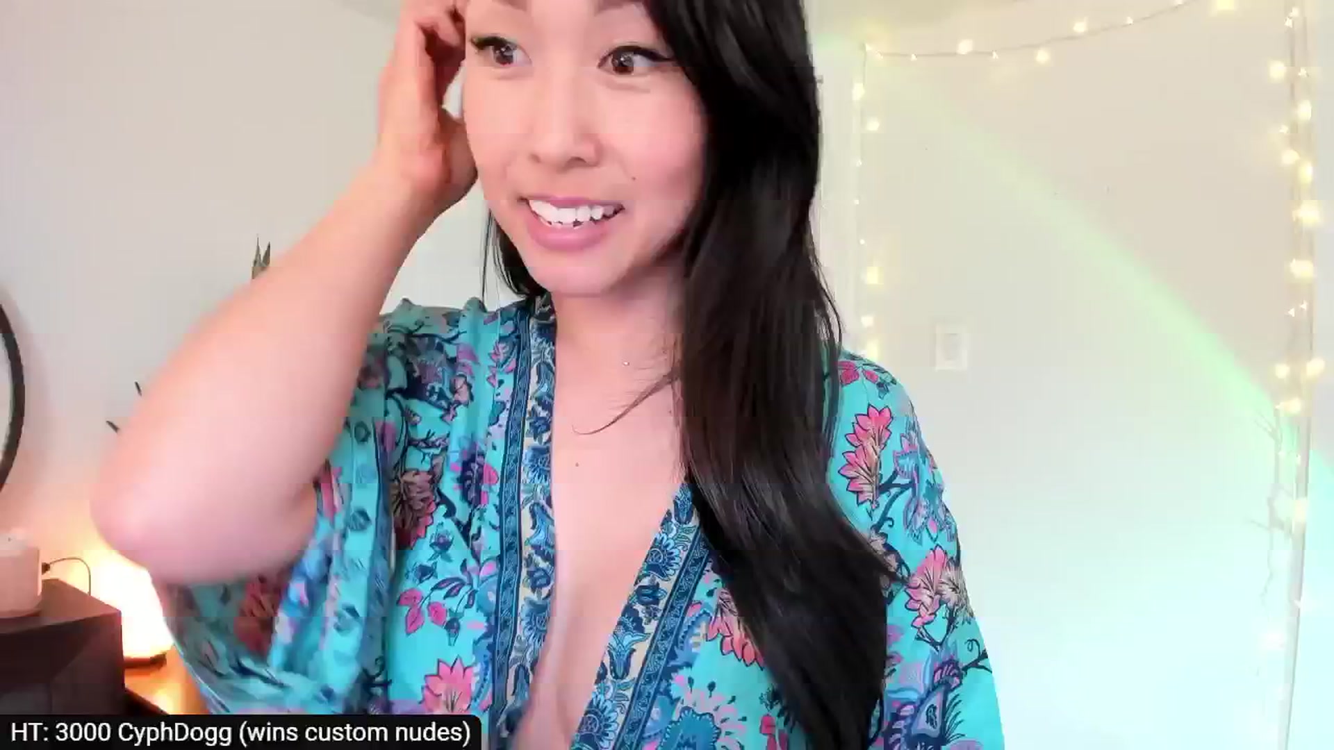 Gallery image thumbnail from AdorableDee's myfreecams stream on, 05/07/2024, 24:05 image 5 of 20