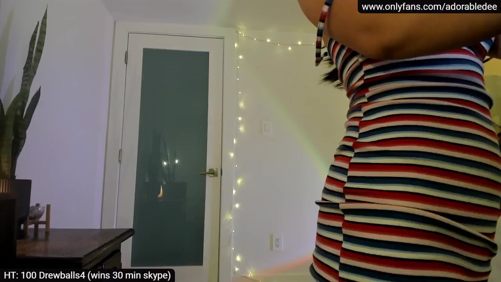 Gallery image thumbnail from AdorableDee's myfreecams stream on, 07/10/2024, 20:54 image 1 of 20