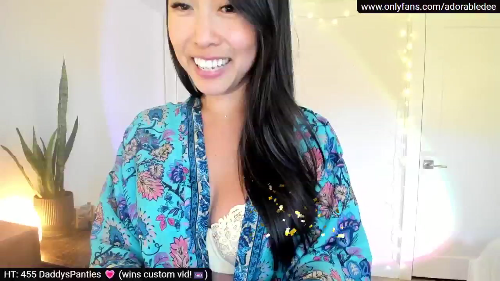 Gallery image thumbnail from AdorableDee's myfreecams stream on, 07/17/2024, 19:26 image 16 of 20
