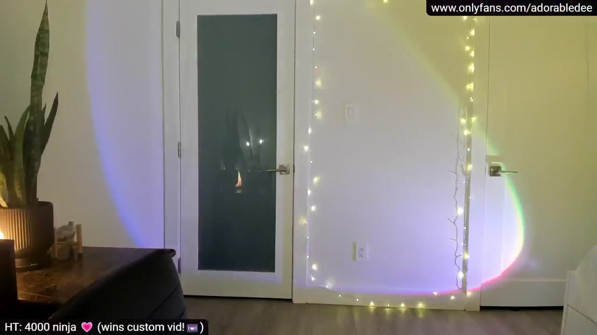 Gallery image thumbnail from AdorableDee's myfreecams stream on, 07/18/2024, 03:20 image 2 of 20