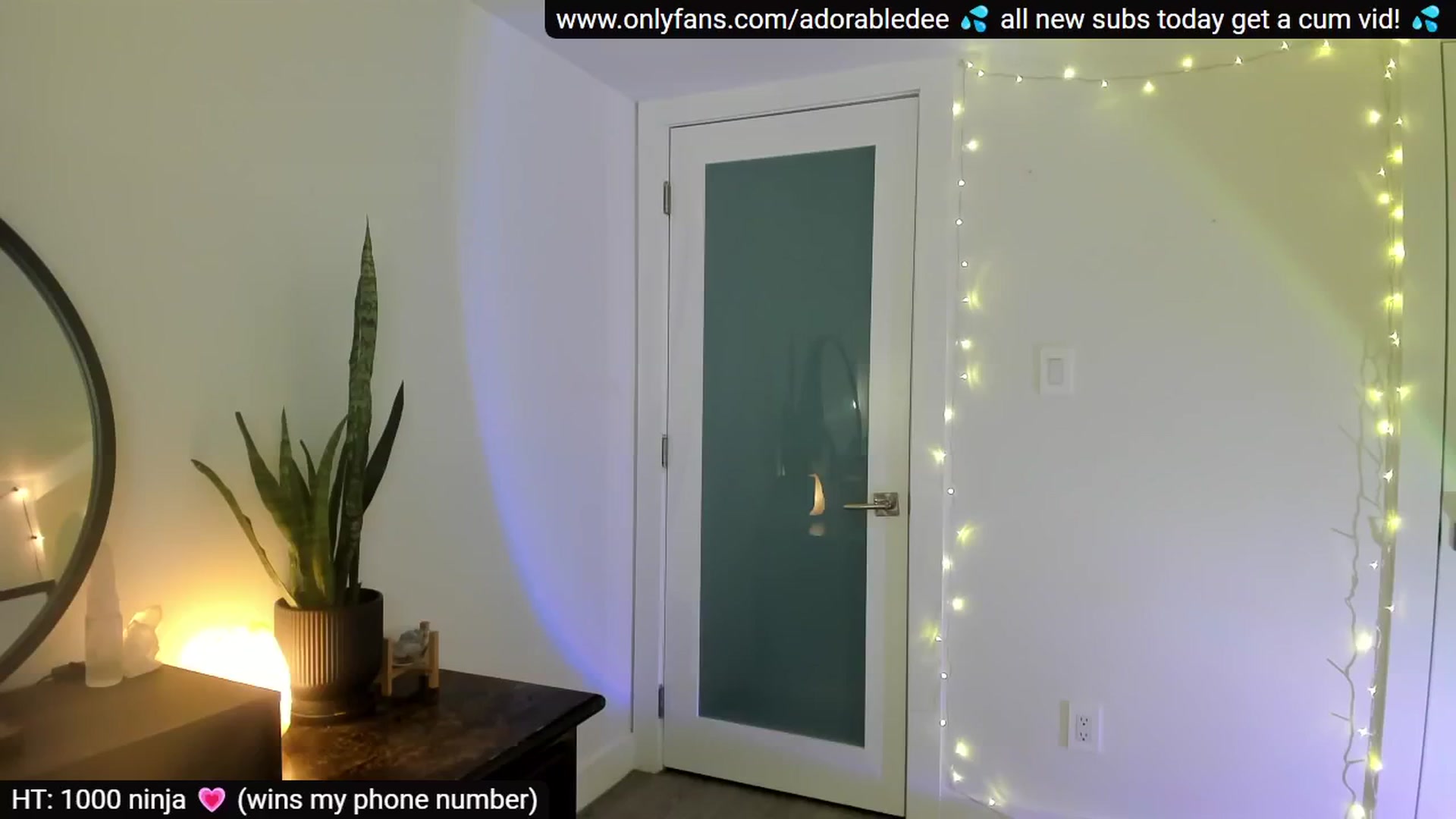 Gallery image thumbnail from AdorableDee's myfreecams stream on, 07/18/2024, 22:49 image 11 of 20