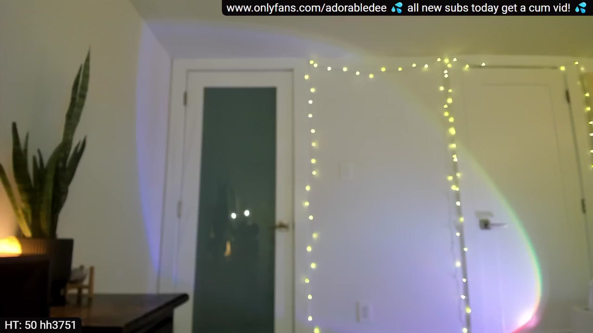 Gallery image thumbnail from AdorableDee's myfreecams stream on, 07/23/2024, 19:12 image 16 of 20