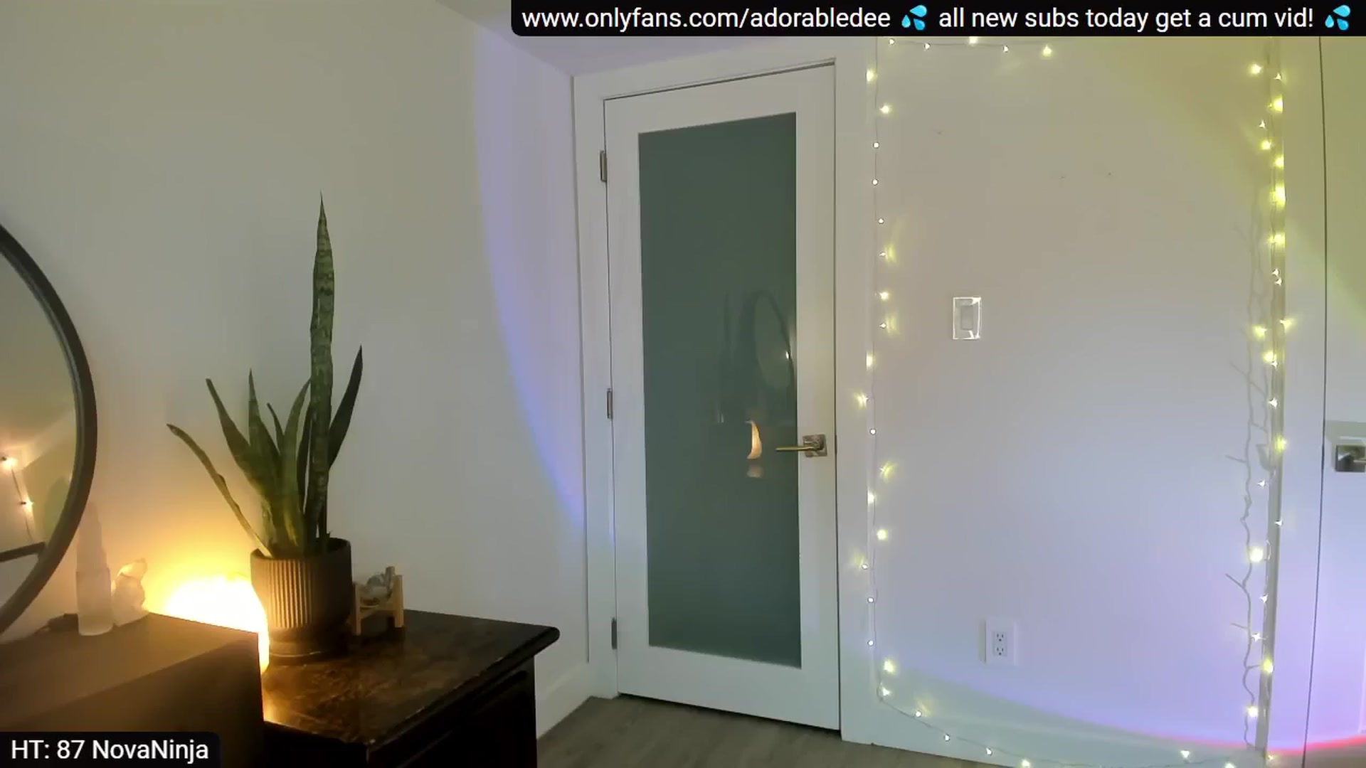 Gallery image thumbnail from AdorableDee's myfreecams stream on, 07/24/2024, 19:34 image 11 of 20