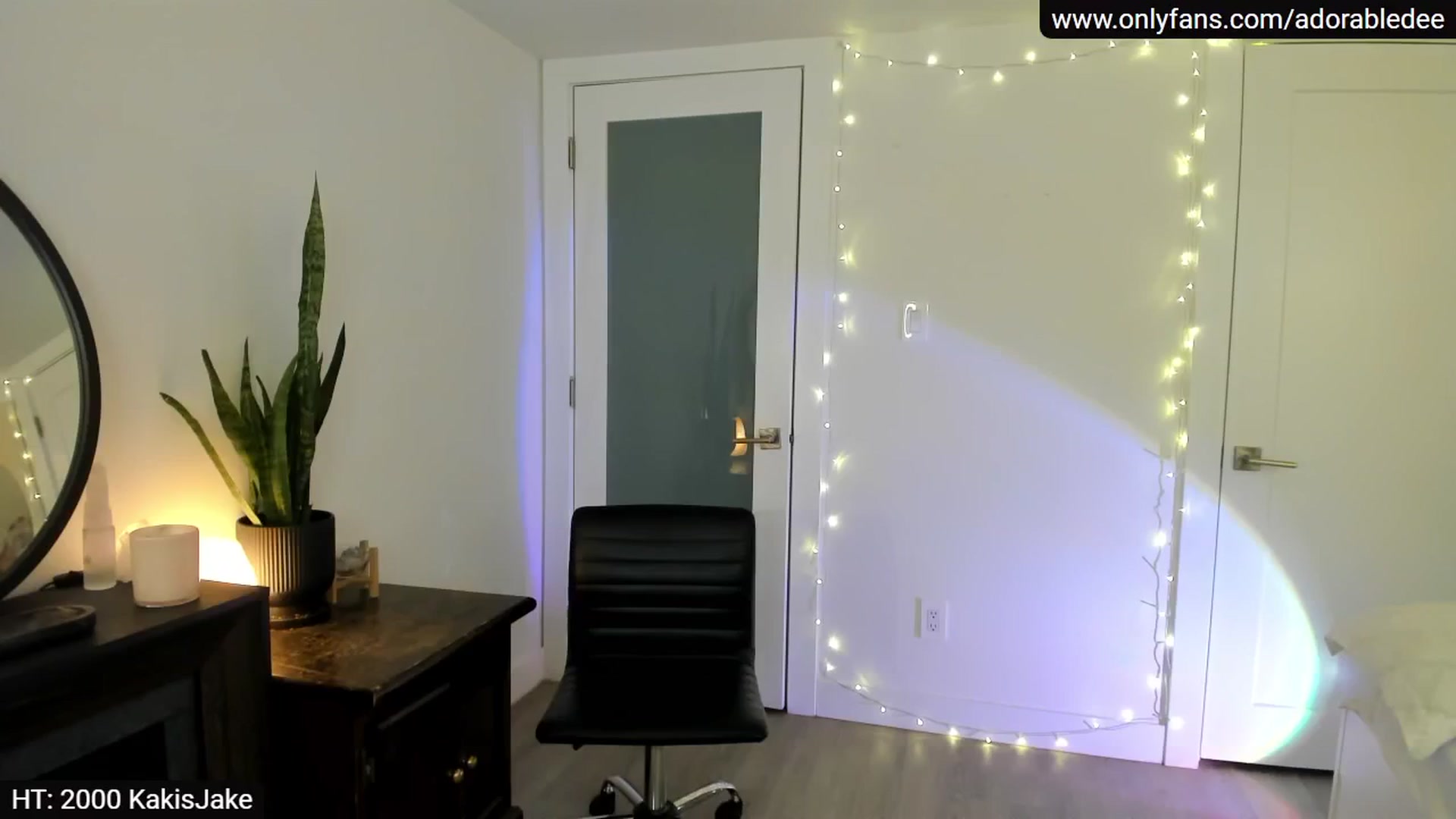 Gallery image thumbnail from AdorableDee's myfreecams stream on, 09/28/2024, 23:43 image 15 of 20