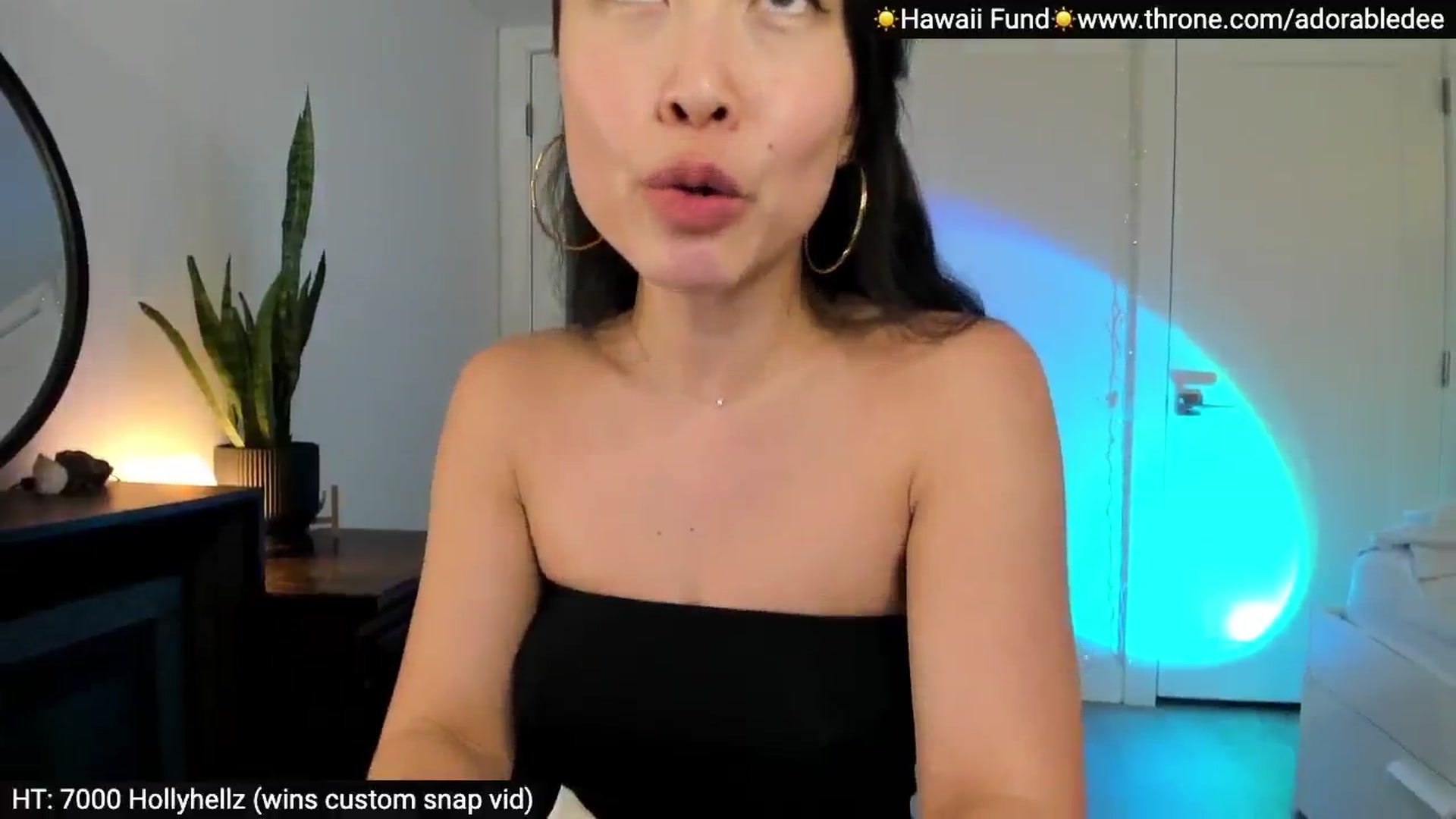 Gallery image thumbnail from AdorableDee's myfreecams stream on, 01/09/2025, 23:46 image 10 of 20