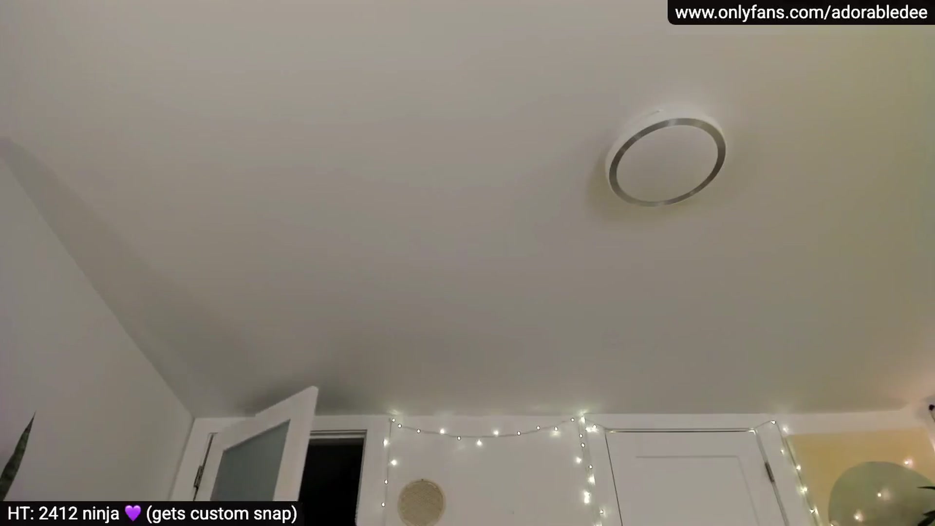 Gallery image thumbnail from AdorableDee's myfreecams stream on, 06/25/2025, 01:05 image 15 of 20
