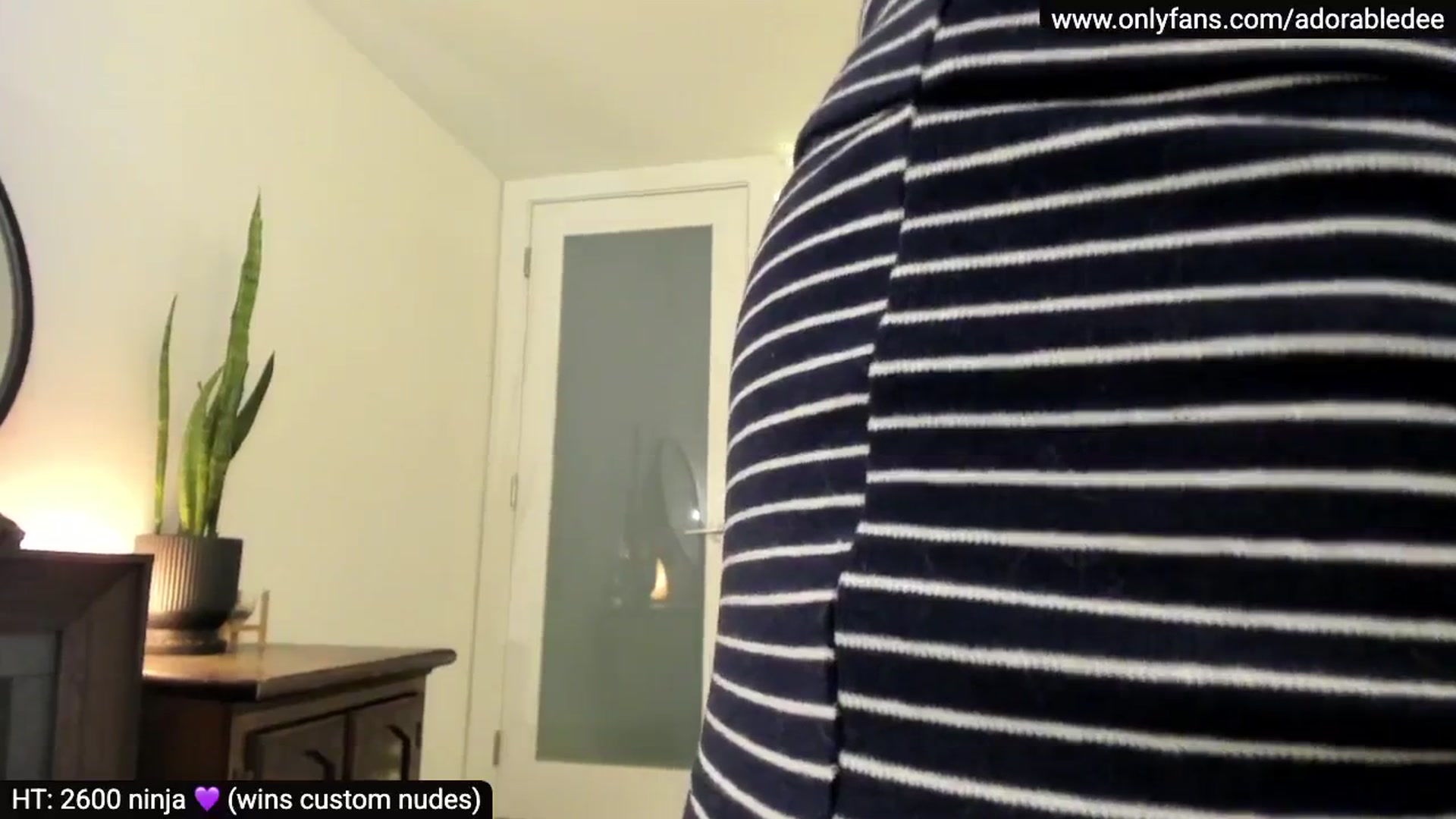 Gallery image thumbnail from AdorableDee's myfreecams stream on, 07/08/2025, 23:53 image 16 of 20