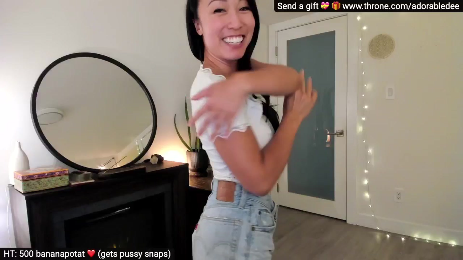 Gallery image thumbnail from AdorableDee's myfreecams stream on, 08/08/2025, 19:56 image 5 of 20