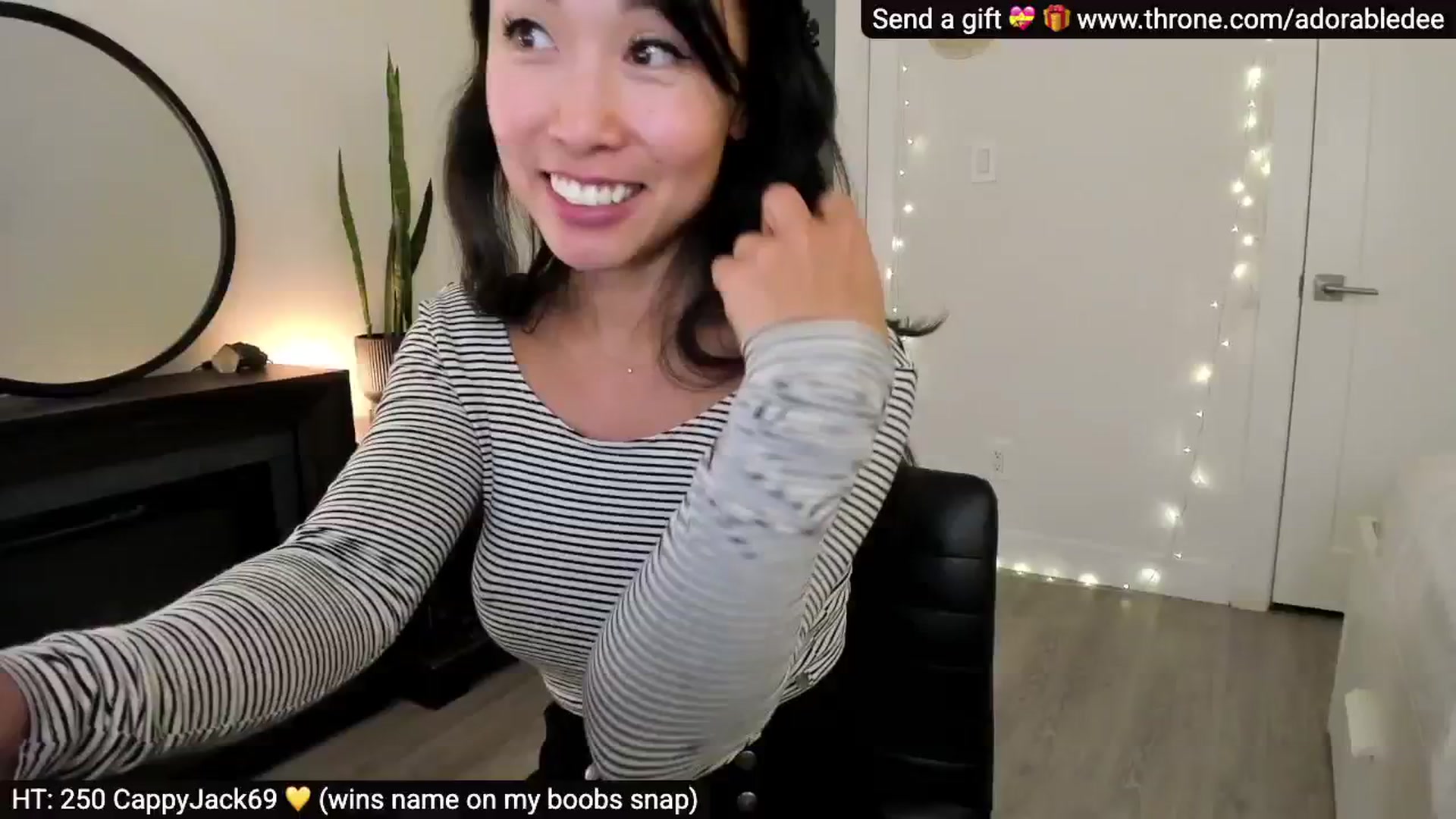 Gallery image thumbnail from AdorableDee's myfreecams stream on, 11/18/2025, 21:35 image 14 of 20