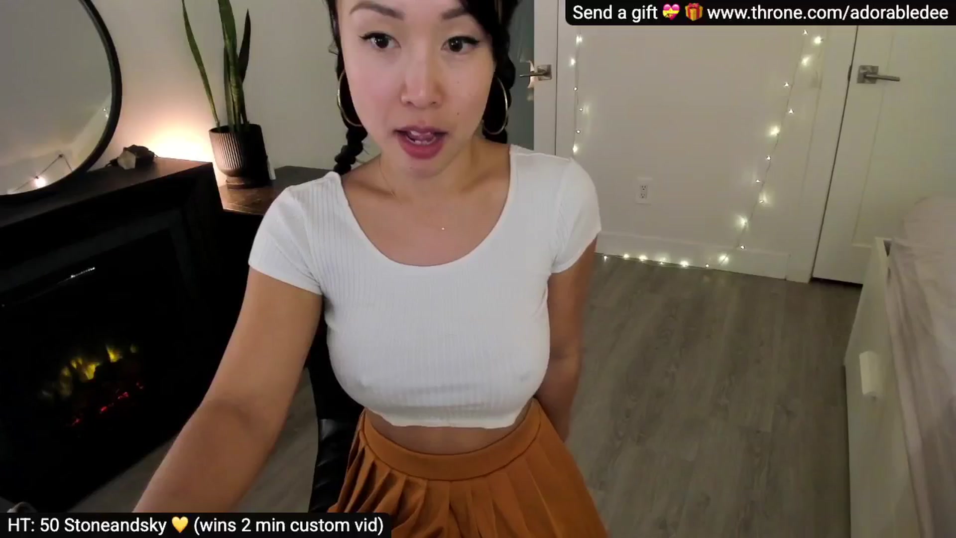 Gallery image thumbnail from AdorableDee's myfreecams stream on, 11/25/2025, 19:14 image 20 of 20