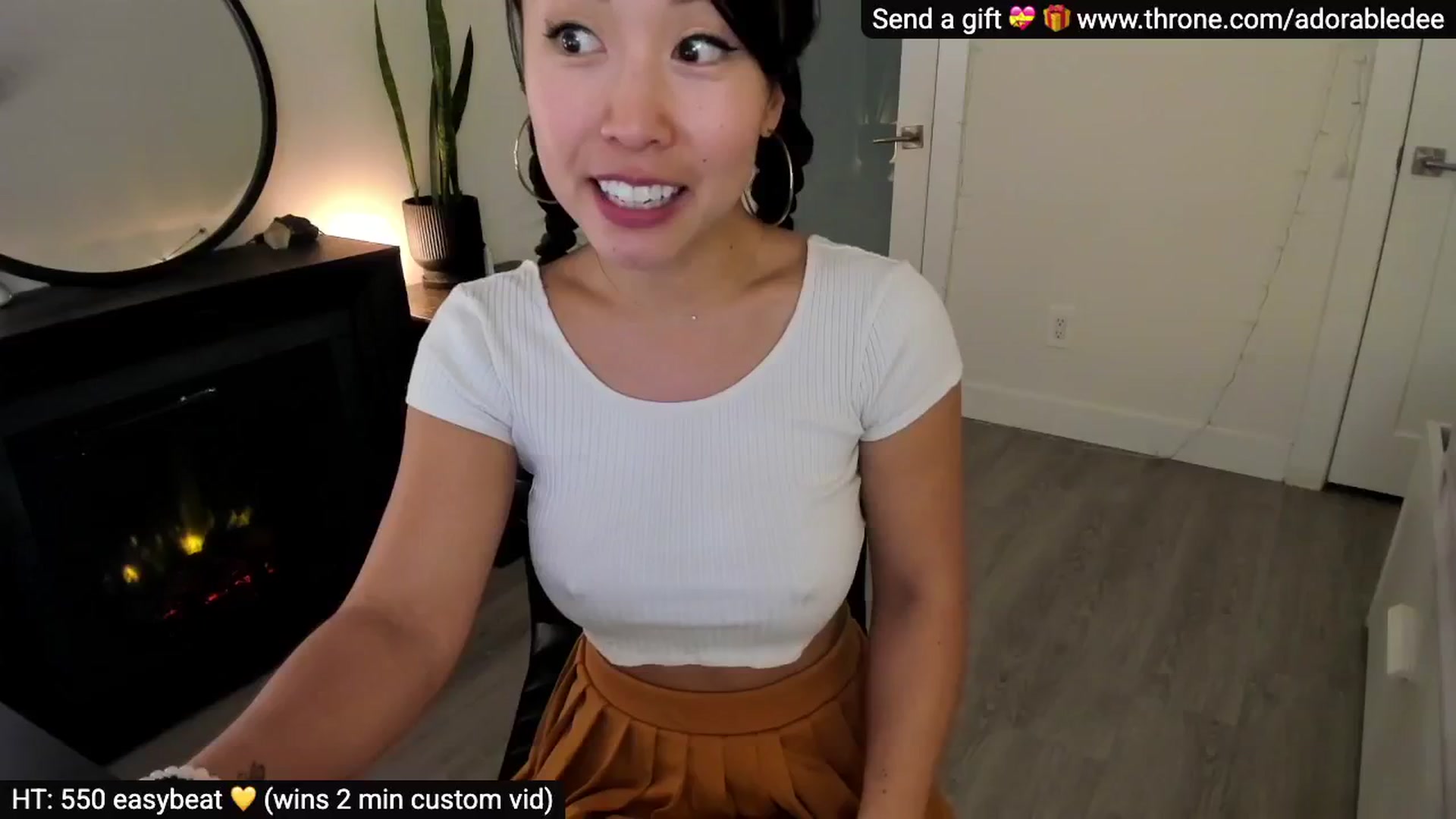 Gallery image thumbnail from AdorableDee's myfreecams stream on, 11/25/2025, 20:39 image 8 of 20