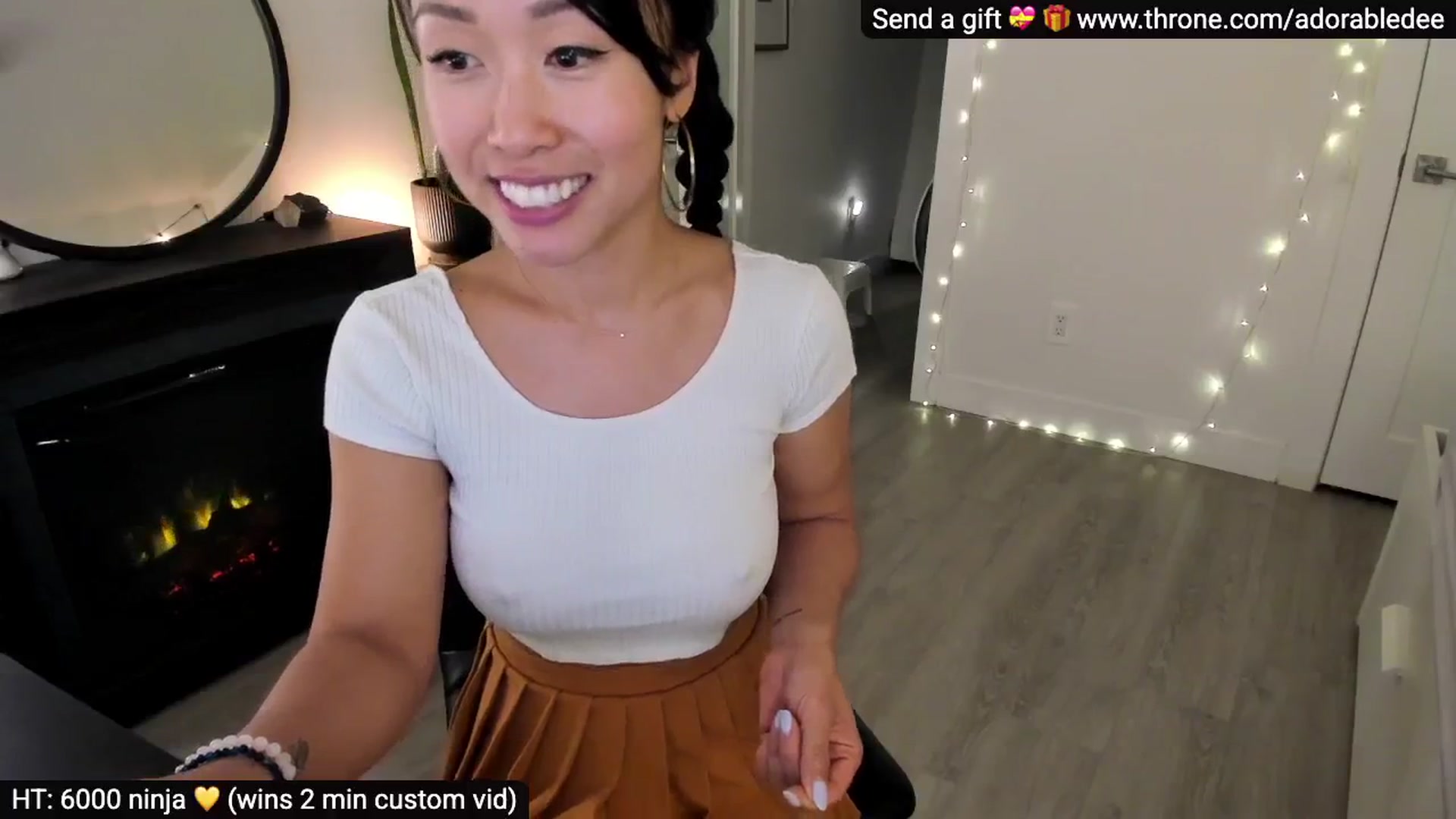 Gallery image thumbnail from AdorableDee's myfreecams stream on, 11/25/2025, 23:25 image 17 of 20