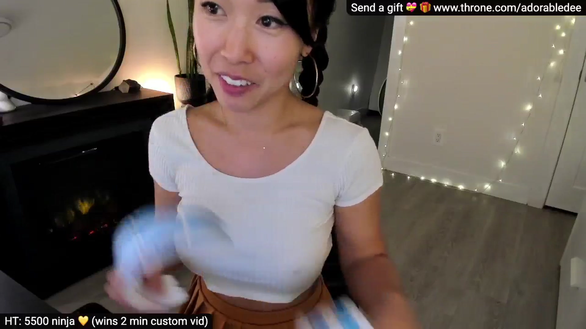 Gallery image thumbnail from AdorableDee's myfreecams stream on, 11/25/2025, 23:25 image 11 of 20
