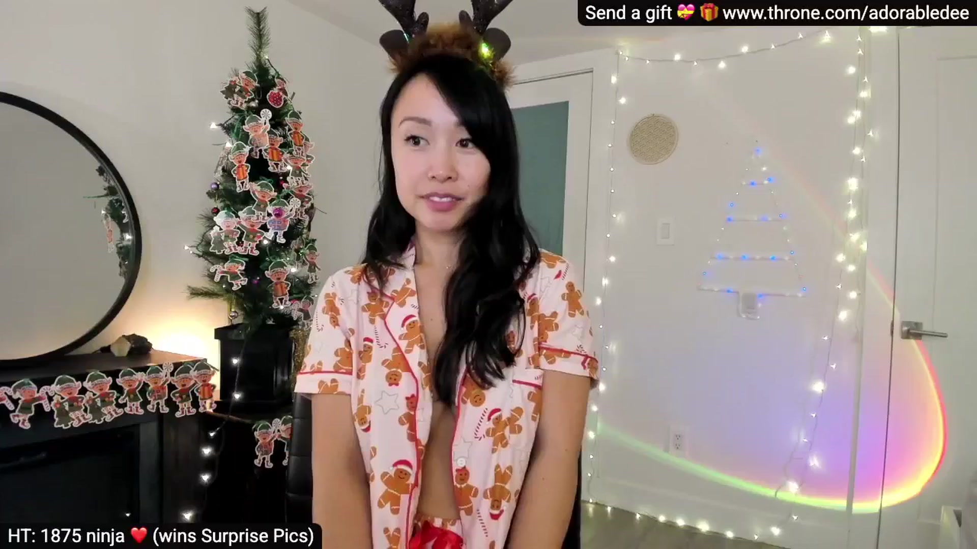 Gallery image thumbnail from AdorableDee's myfreecams stream on, 12/15/2025, 21:14 image 19 of 20