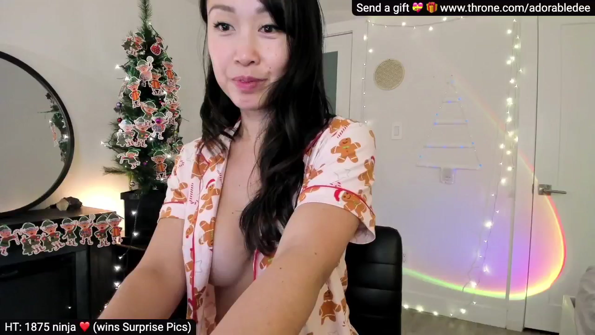 Gallery image thumbnail from AdorableDee's myfreecams stream on, 12/15/2025, 21:14 image 8 of 20