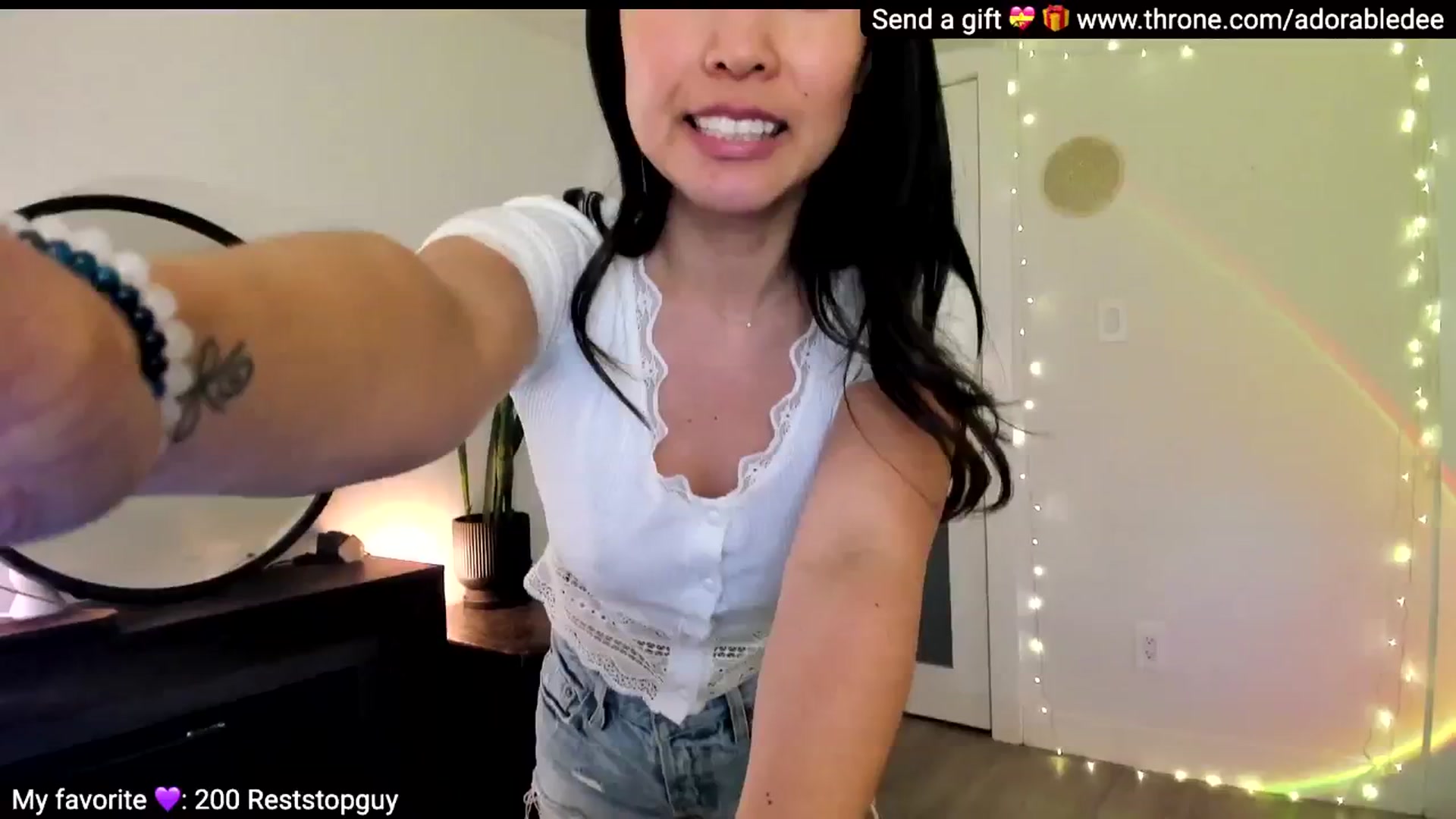 Gallery image thumbnail from AdorableDee's myfreecams stream on, 02/25/2026, 22:13 image 15 of 20