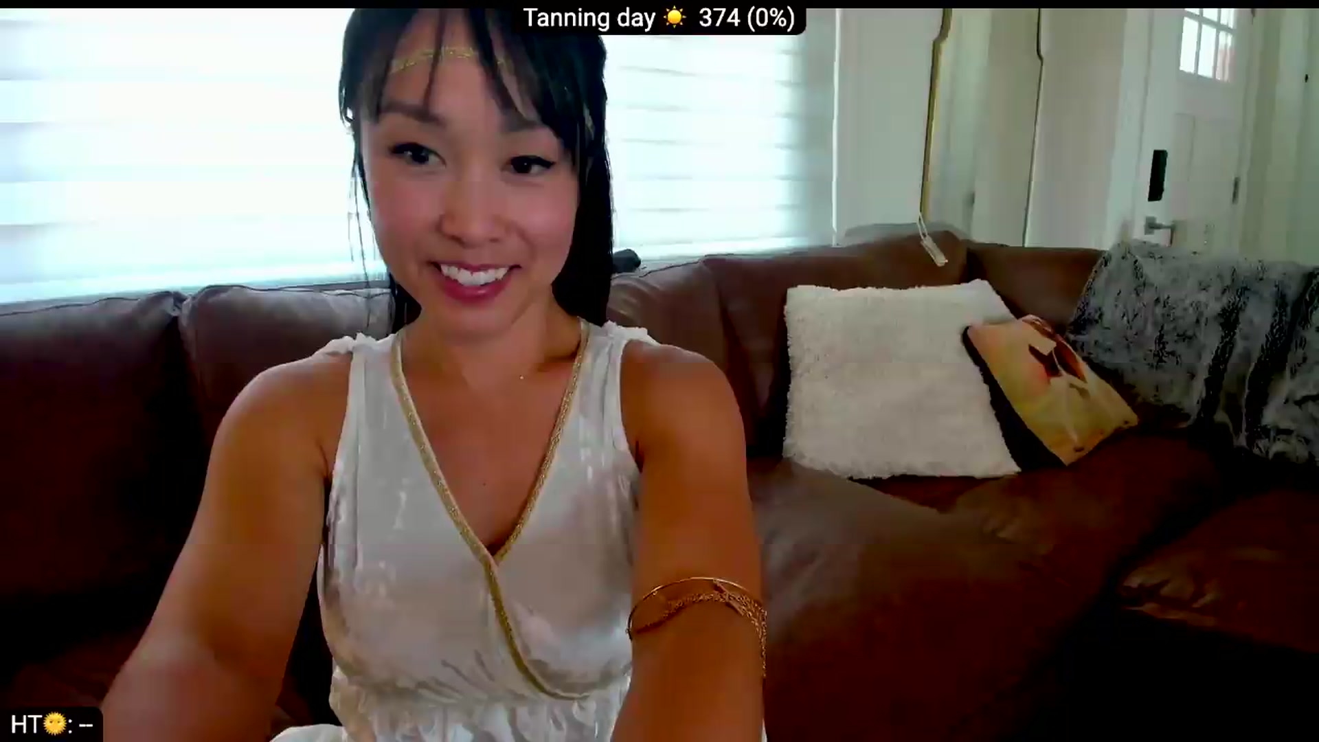 Gallery image thumbnail from AdorableDee's myfreecams stream on, 08/14/2026, 01:15 image 1 of 20