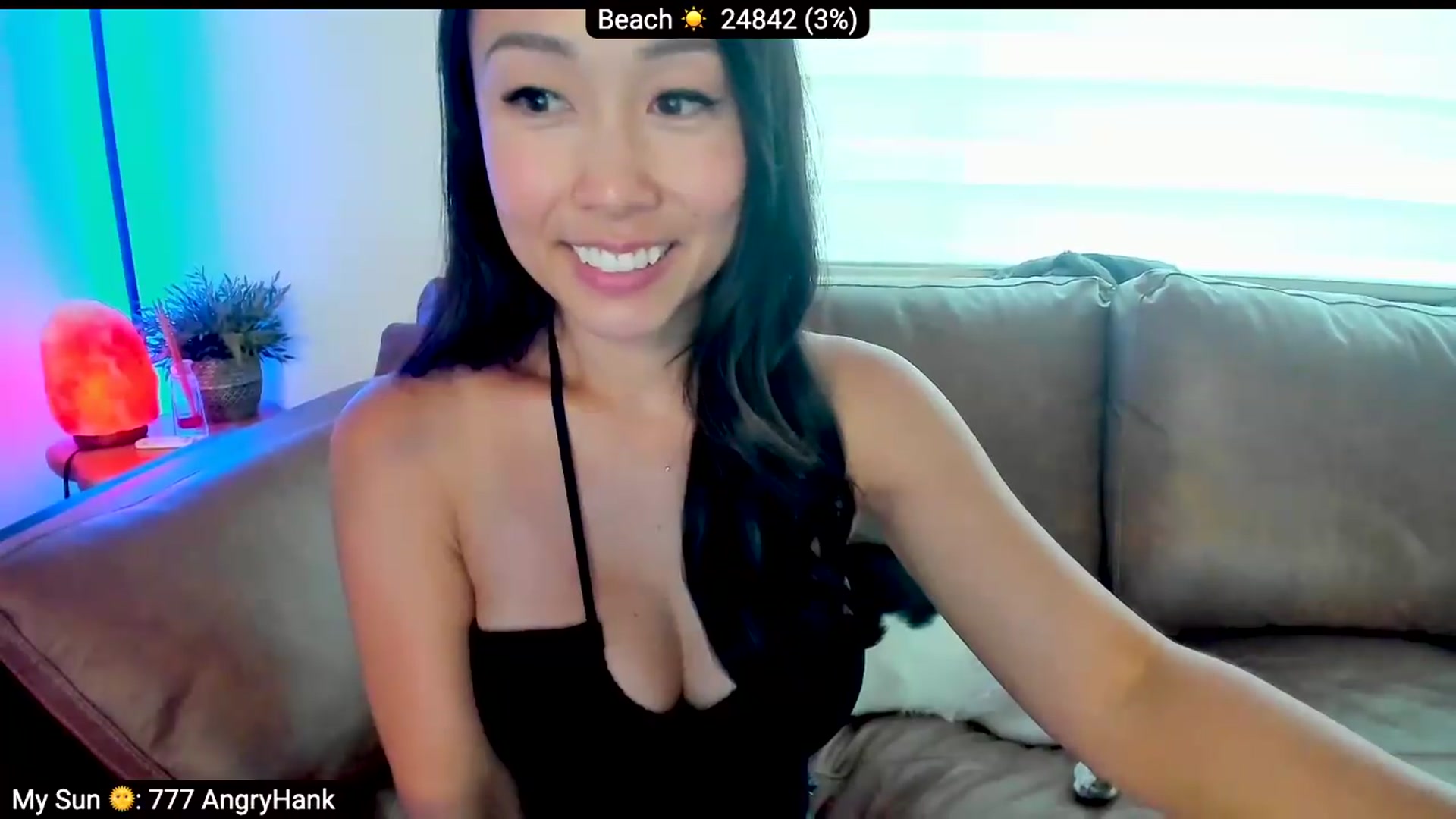 Gallery image thumbnail from AdorableDee's myfreecams stream on, 08/20/2026, 24:48 image 14 of 20