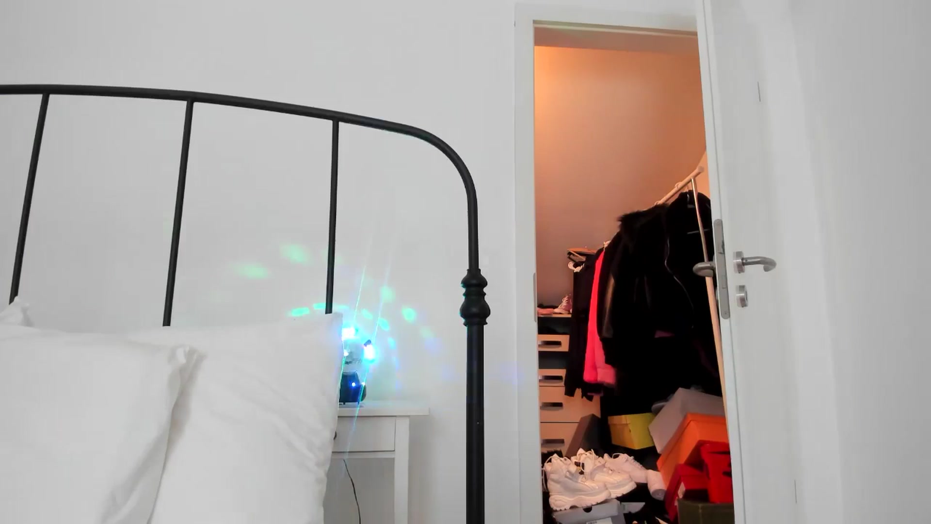 Gallery image thumbnail from AdorableJessy's myfreecams stream on, 02/27/2025, 18:33 image 19 of 20