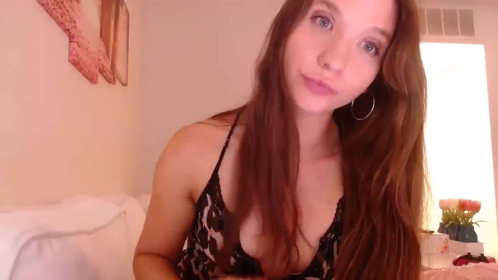 Gallery image thumbnail from Adorable_Lola's myfreecams stream on, 08/19/2023, 03:28 image 2 of 20